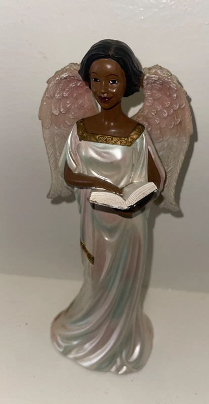 Ebony Treasures Devotion Angel Figurine, GUC 4