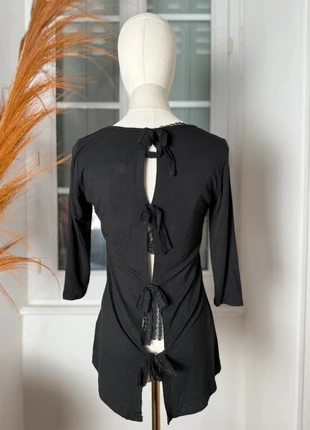 Top noir à motif strass imprimé et floqué noué au dos année 2000s S/M, marke: Vintage Dressing, zustand: Sehr gut, größe: S / 36 / 8, 5,00 €, 5,95 € beinhaltet Vinted-Käuferschutz Pro