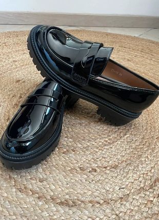 Mocassin noir brillant, marke: Beautiful by k, zustand: Neu, mit Etikett, größe: 39, 25,00 €, 26,95 € inklusive Vinted-Käuferschutz