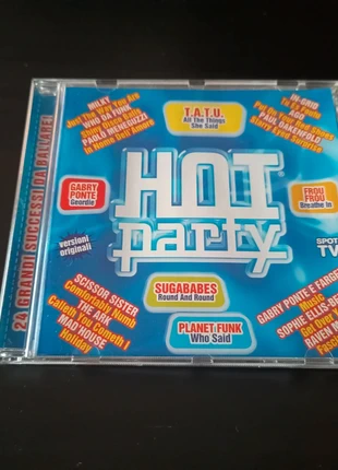 CD Hot Party Winter 2003, zustand: Sehr gut, 3,80 €, 4,69 € inklusive Vinted-Käuferschutz