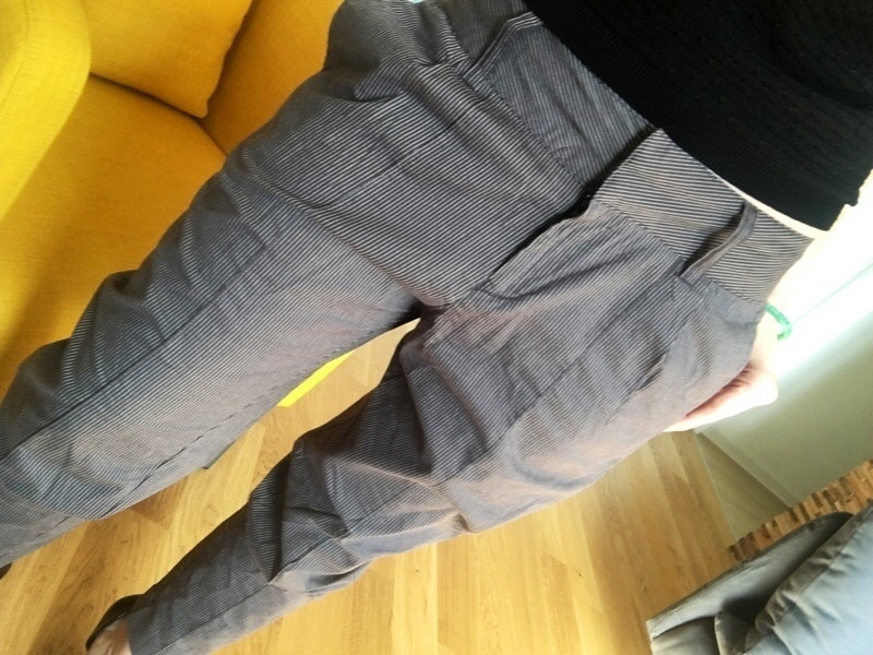 pantalon chino noir et gris 4