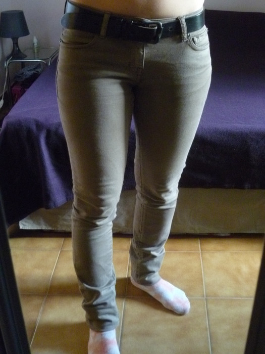 Jean  slim taupe T.27 taille basse 3