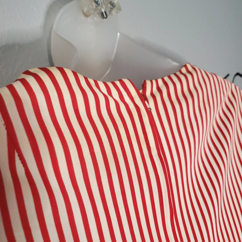 Vintage 1950s Betty Barclay Red & White Striped Drop Waist Day Dress 4