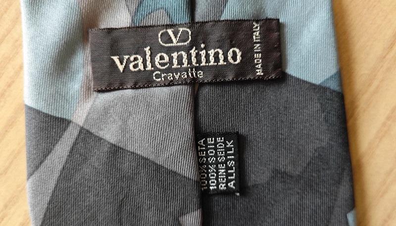 Cravatta Valentino vintage 4