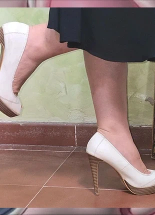 Taconazos en color beige Stradivarius 🌹, marque: Stradivarius, état: Bon état, taille: 37, 3,00 €, 3,85 € Protection acheteurs incluse