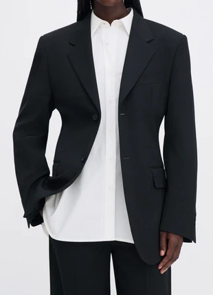 Filippa K Hourglass Blazer | Nieuw | Zwarte Wol Blazer | Designer | Maat 38, marca: Filippa K, estado: Novo com etiquetas, tamanho: M / 38 / 10, €390.00, €410.20 inclui Proteção do Comprador