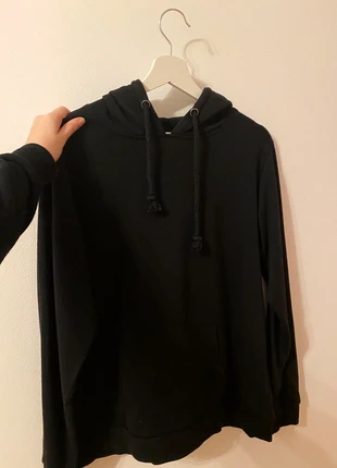 Schwarzer Pullover von BIKBOK , marke: Bik Bok, zustand: Gut, größe: M / 38 / 10, 5,00 €, 5,95 € inklusive Vinted-Käuferschutz