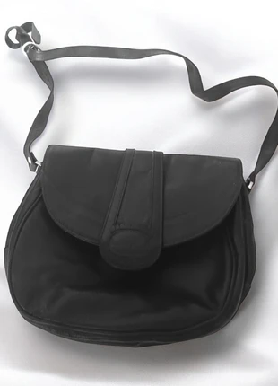 Bolso de piel negro. Sac en cuir noir., marca: Vertice, estado: Bueno, 5,00 €, 5,95 € Protección al comprador incluida