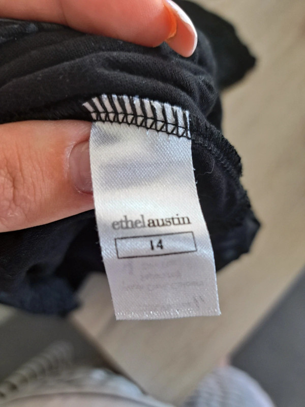 Gilet Noir - photo numéro 4