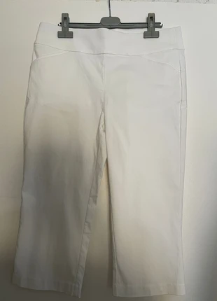 Pantalon chino blanc, brand: Christopher & Banks, condition: Very good, size: 10 years / 140 cm, €2.00, €2.80 includes Buyer Protection