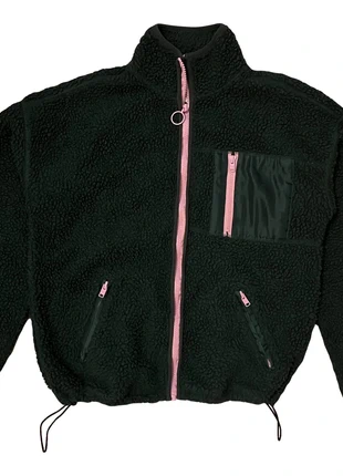 Adjustable green zip up jacket, merk: America Today, staat: Heel goed, maat: XS / 34 / 6, € 8,00, € 9,10 inclusief Kopersbescherming