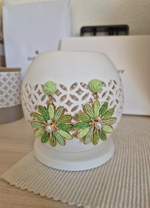 Boucles d'oreilles femme pendantes fleurs dégradé de verts rafia perles et strass légère, estado: Muy bueno, 5,00 €, 5,95 € Protección al comprador incluida