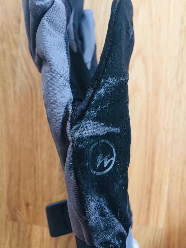 Gants de ski gris et noirs L - photo numéro 5