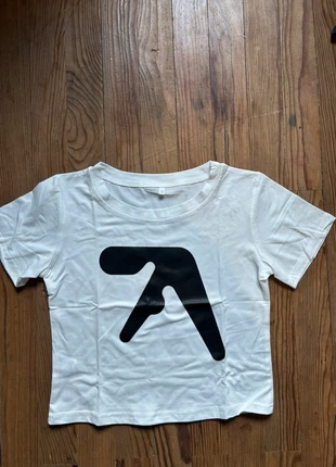 t shirt haut blanc, marque: Noir, état: Neuf avec étiquette, taille: S / 36 / 8, 15,00 €, 16,45 € Protection acheteurs incluse