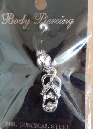 Piercing nombril neuf , zustand: Neu, mit Etikett, 5,00 €, 5,95 € inklusive Vinted-Käuferschutz