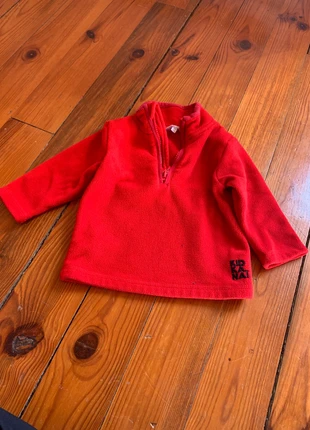 Pull polaire rouge 18mois kid kanai , marke: Kid Kanai, zustand: Sehr gut, größe: 12-18 Monate / 80, 3,00 €, 3,85 € inklusive Vinted-Käuferschutz