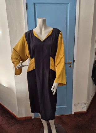 Designerjurk, uniek exemplaar!, merk: Hans Noordstrand, staat: Heel goed, maat: XL / 42 / 14, € 30,00, € 32,20 inclusief Kopersbescherming