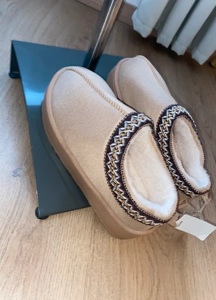 chaussures tendance femme hiver taille 38/39, marke: Boutique indépendante, zustand: Neu, mit Etikett, größe: 38, 12,00 €, 13,30 € inklusive Vinted-Käuferschutz