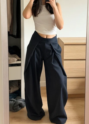 Pantalon large noir à pinces taille haute style chic minimaliste T36 style Zara bershka, marca: la boutique de Chloé, estado: Muito bom, tamanho: S / 36 / 8, €49.99, €53.19 inclui Proteção do Comprador