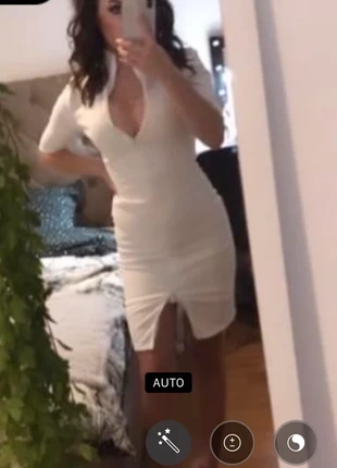 Robe moulante avec fermeture , marca: PrettyLittleThing, estado: Novo sem etiquetas, tamanho: XXS / 32 / 4, €6.00, €7.00 inclui Proteção do Comprador