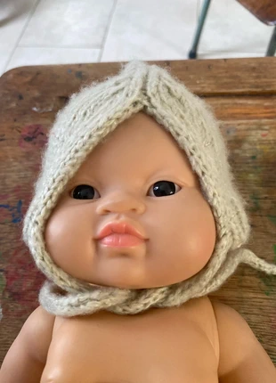 Petit béguin pour poupee/poupon, marke: Minikane, zustand: Sehr gut, größe: 24–36 Monate / 92, 10,00 €, 11,20 € inklusive Vinted-Käuferschutz