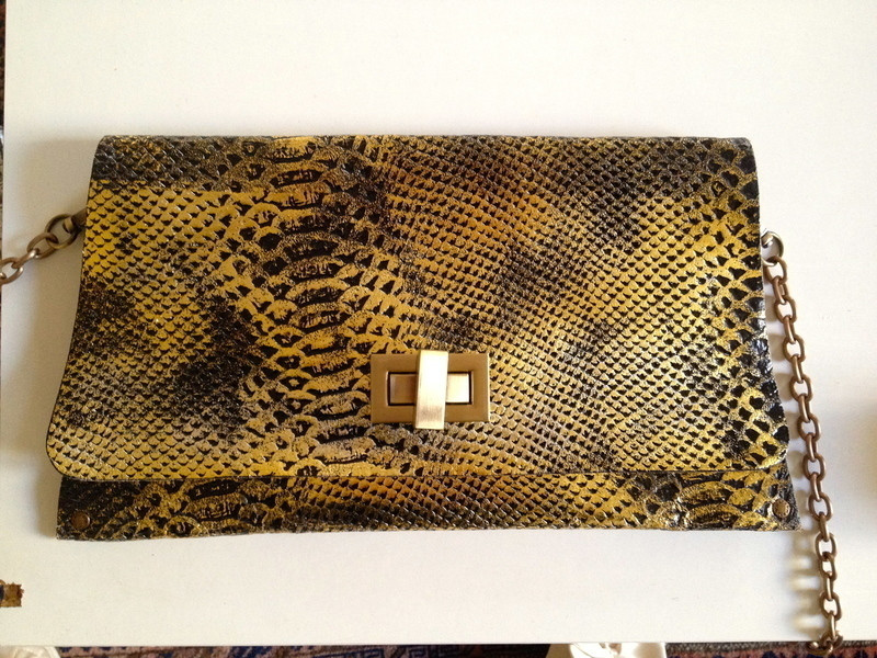 Sac/pochette cuir doré reptile designer Corée 1