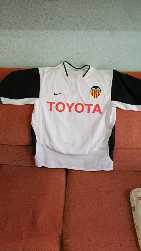 cocodrilo Bombero Citar Camiseta Nike Valencia CF, blanca con publicidad de Toyota. - Vinted