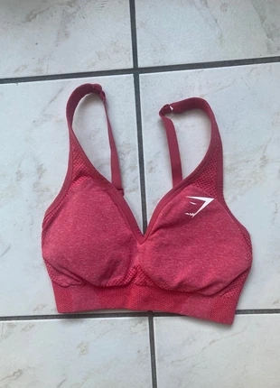 Brassière Gymshark taille S couleur rose, marke: Gymshark, zustand: Sehr gut, größe: S, 13,00 €, 14,35 € beinhaltet Vinted-Käuferschutz Pro