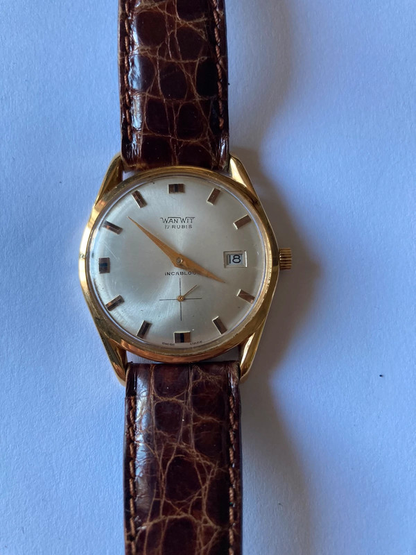 Orologio meccanico 2025 a carica manuale