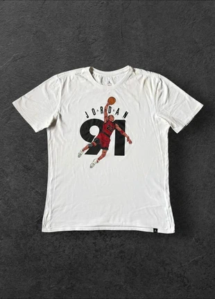 Jordan Tee Cartoon Dunk L White - Retro Print, brand: Jordan, condizioni: Ottime, taglia: L, €12.00, €13.30 include la Protezione acquisti