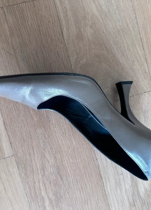 By far pump heel, brand: BY FAR, condition: Very good, size: 39, €50.00, €53.20 includes Buyer Protection