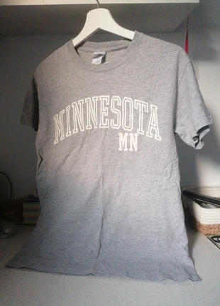 T-shirt gris Minnesota , brand: Gildan, condition: Good, size: M, €2.00, €2.80 includes Buyer Protection
