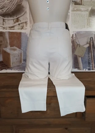 Pantacourt long blanc Taille 40 Camaïeu, marke: Camaïeu, zustand: Sehr gut, größe: L / 40 / 12, 15,99 €, 17,49 € inklusive Vinted-Käuferschutz