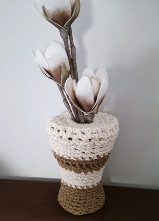 Vase fleurs en macramé , staat: Als nieuw, € 18,00, € 19,60 inclusief Kopersbescherming