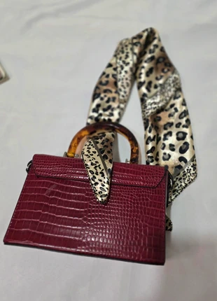 Pañuelo pequeño tipo seda – Animal print leopardo – Tacto suave y ligero, marca: Local, estado: Muito bom, €8.00, €9.10 inclui Proteção do Comprador