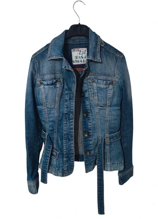Miss Sixty jeans jacket Y2K, marca: Miss Sixty, estado: Muito bom, tamanho: S / 36 / 8, €20.00, €21.70 inclui Proteção do Comprador