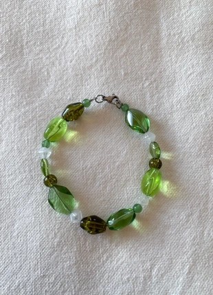 green and white glass bead bracelet, brand: Handmade, condizioni: Nuovo senza cartellino, €16.00, €17.50 include la Protezione acquisti