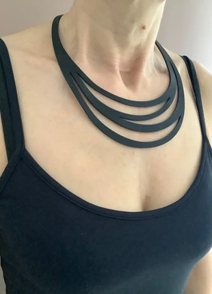 Collier en silicone, état: Très bon état, 6,00 €, 7,00 € Protection acheteurs incluse
