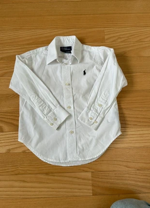 Wit overhemd van polo by Ralph Lauren, merk: Polo Ralph Lauren, staat: Heel goed, maat: 3 jaar / 98 cm, € 25,00, € 26,95 inclusief Kopersbescherming