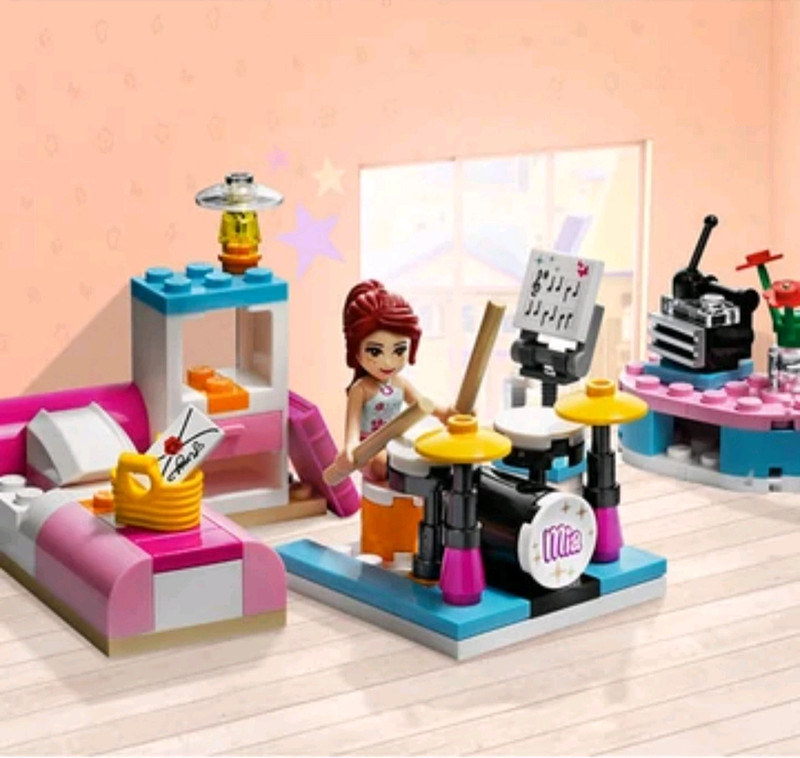 Lego friends chambre de Mia