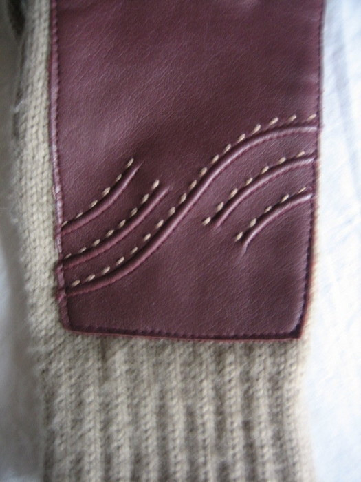 paire de gants Aria,tricotée acrylique et empiècements synthétiques surpiqués beige bordeau taille M 3