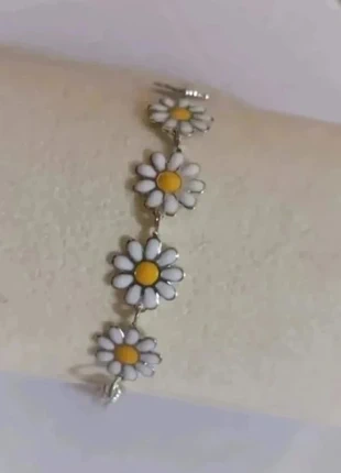 Très beau Bracelet acier inoxydable argenté avec motif fleurs marguerites, état: Très bon état, 6,00 €, 7,00 € Protection acheteurs incluse