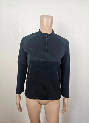 Survêtement Nike noir taille M 12 ans, marque: Nike, état: Très bon état, taille: M, 15,00 €, 16,45 € Protection acheteurs incluse
