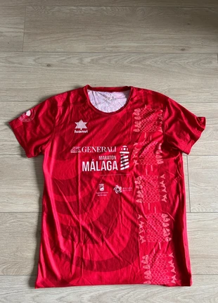 Running shirt, merk: Marathon, staat: Heel goed, maat: M, € 8,00, € 9,10 inclusief Kopersbescherming