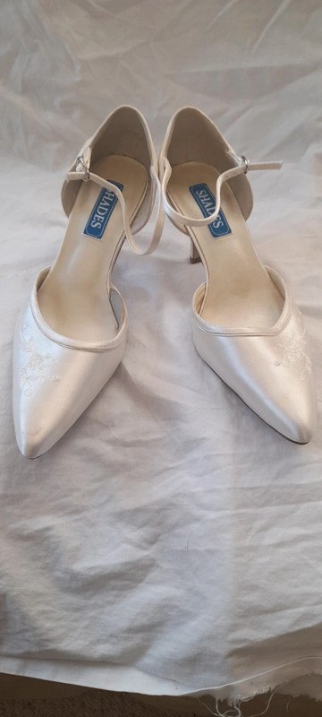 Bridal Shoes Design Shades 1