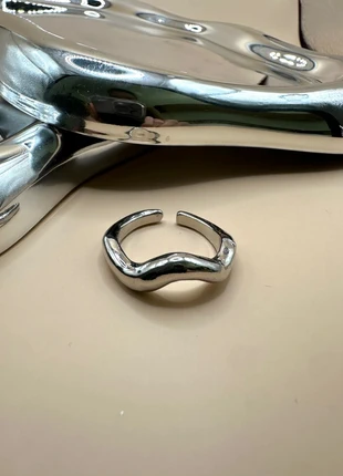 Moderner ring, condizioni: Nuovo senza cartellino, taglia: 19 mm Ø / 21, €12.00, €13.30 include la Protezione acquisti