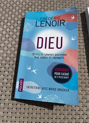Livre Fredereic Lenoir petites et grandes questions, condition: Like new, €2.00, €2.80 includes Buyer Protection