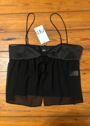 Zara Top, brand: Zara, condizioni: Nuovo con cartellino, taglia: M / IT 42 / EU 38, €17.00, €18.55 include la Protezione acquisti