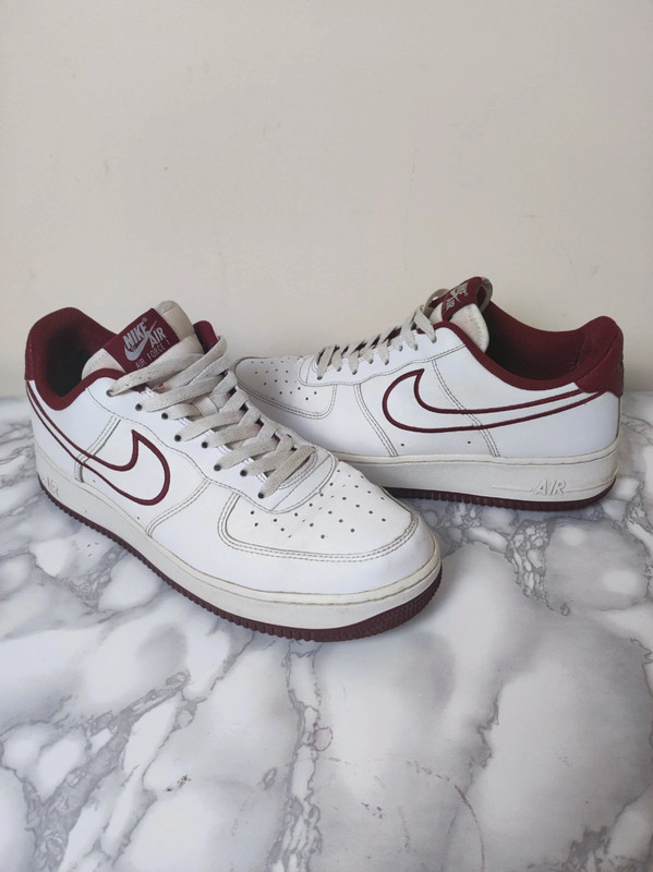 Nike air force 1 clearance white burgundy