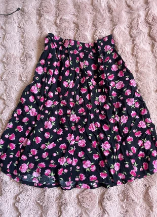 Cute spring colorful flowers skirt🌹, brand: COQUETTE, condition: Very good, size: S / 36 / 8, €8.00, €9.10 includes Buyer Protection